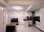 Wederverkoop - HUIS -
TORREVIEJA - Calas blanca