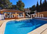 Wederverkoop - VILLA -
TORREVIEJA - LOS BALCONES - LOS ALTOS