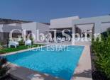 Wederverkoop - VILLA -
ALGORFA - LA FINCA GOLF / ALGORFA