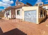 Resale - VILLA -
ORIHUELA COSTA - Los Almendros-La Florida