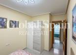 Revente - APPARTEMENT -
TORREVIEJA - Playa del Cura
