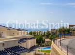 Wederverkoop - VILLA -
ALICANTE - El Campello