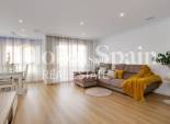 Revente - APPARTEMENT -
TORREVIEJA - Center