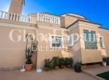 Wederverkoop - VILLA -
LA MATA - Costa Blanca