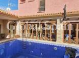 Resale - VILLA -
ORIHUELA - Inland