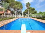 Wiederverkauf - VILLA -
TORREVIEJA - LOS BALCONES - LOS ALTOS
