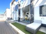 Revente - APPARTEMENT -
LA ZENIA - Costa Blanca
