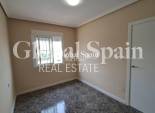 Wederverkoop - APPARTEMENT -
ORIHUELA COSTA - Punta Prima