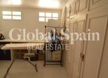 Resale - VILLA -
TORREVIEJA - Costa Blanca