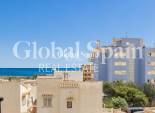 Wiederverkauf - WOHNUNG -
TORREVIEJA - Torreblanca