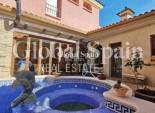 Resale - VILLA -
ORIHUELA - Inland