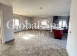 Wederverkoop - VILLA -
TORREVIEJA - La Siesta - El Salado - Torreta