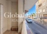 Venta - Apartamento -
TORREVIEJA - Playa del Cura