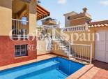 Odsprzedaż - DOM -
TORREVIEJA - 