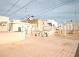 Wederverkoop - APPARTEMENT -
TORREVIEJA - Las Piscinas Naturales