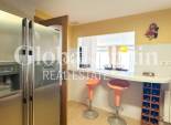 Revente - APPARTEMENT -
TORREVIEJA - Playa de los Locos