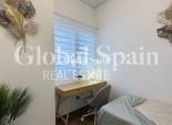 Wiederverkauf - WOHNUNG -
TORREVIEJA - Torrevieja