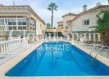 Resale - Villa -
ORIHUELA - Benferri