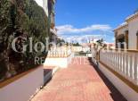 Wederverkoop - APPARTEMENT -
TORREVIEJA - La Mata