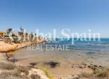 Resale - VILLA -
TORREVIEJA - Costa Blanca
