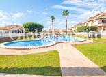 Revente - MAISON -
ORIHUELA COSTA - La Zenia