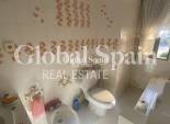 Resale - VILLA -
CARTAGENA - Isla Plana