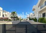 Wederverkoop - APPARTEMENT -
CIUDAD QUESADA