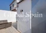 Resale - VILLA -
TORREVIEJA - Aguas Nuevas