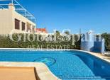 Wederverkoop - VILLA -
TORREVIEJA - Torrelamata - La Mata