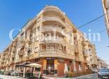 Wiederverkauf - WOHNUNG -
TORREVIEJA - Playa del cura