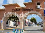 Wederverkoop - VILLA -
CIUDAD QUESADA