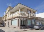 Venta - CASA -
LOS ALCÁZARES