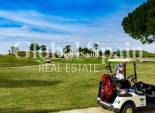 Neubau - Bungalow im obersten Stockwerk -
ORIHUELA - Vistabella Golf