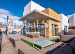 Revente - VILLA -
CIUDAD QUESADA