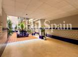 Wederverkoop - PENTHOUSE -
TORREVIEJA - Habaneras