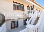 Resale - Terraced house / Townhouse -
LA MATA