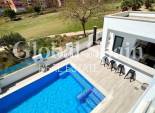 Venta - VILLA -
MAR MENOR GOLF RESORT - Inland