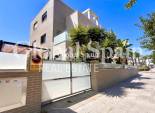Wederverkoop - VILLA -
TORRE DE LA HORADADA - Costa Blanca