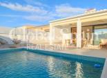 Resale - VILLA -
TORREVIEJA - Costa Blanca