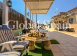 Wederverkoop - HUIS -
CATRAL - Catral