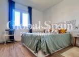 Revente - APPARTEMENT -
TORREVIEJA - Punta prima