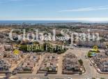Wederverkoop - HUIS -
CABO ROIG - Orihuela Costa