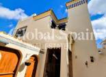 Wederverkoop - VILLA -
VILLAMARTÍN - Costa Blanca