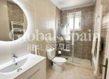 Resale - HOUSE -
LOS BALCONES - LOS ALTOS