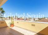 Wederverkoop - Villa -
TORREVIEJA - Torreta florida