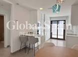 Wederverkoop - APPARTEMENT -
ORIHUELA - Urbanización Perla del Mar
