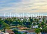 Wederverkoop - APPARTEMENT -
TORREVIEJA - Playa del Cura