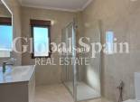 Wederverkoop - VILLA -
CIUDAD QUESADA