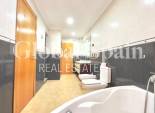 Venta - APARTAMENTO -
TORREVIEJA - Center
