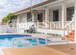 Resale - VILLA -
LA NUCÍA - Panorama